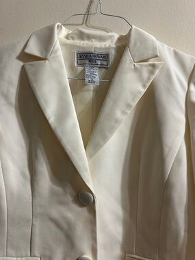 Jessica Howard Petite Ivory Single-Button Blazer